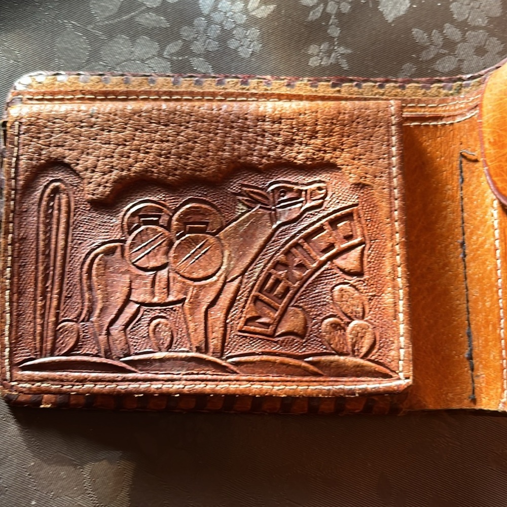 Vintage Embossed leather, bifold wallet, horse , Mexico - Picture 7 of 16
